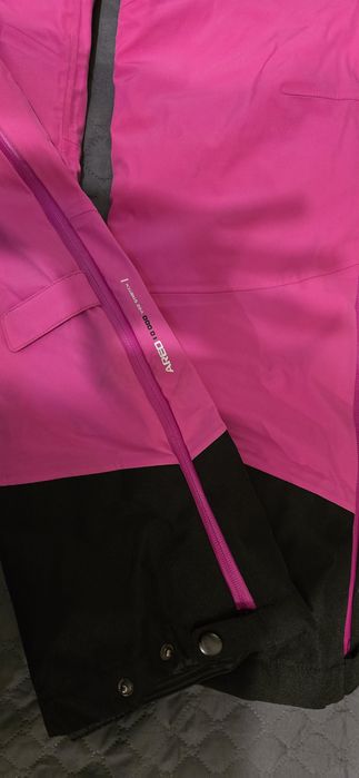 Брюки горнолыжные теплые.