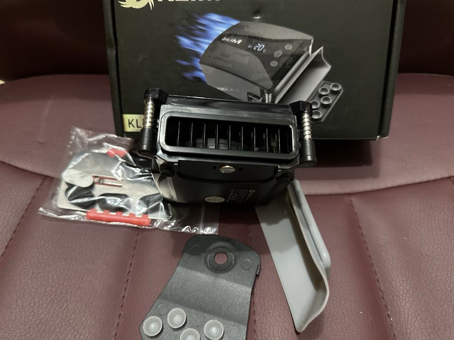 Охладител за лаптоп KLIM Tempest Преносим С Дисплей И Различни Режими