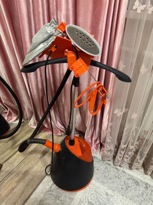 Срочно продам паровый утюг