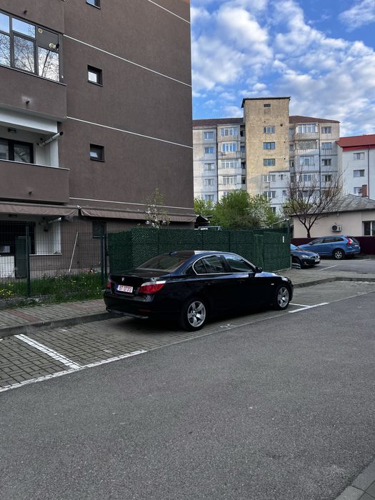 Locuri de parcare private zona Mall Strada Izvoarelor Nr.2