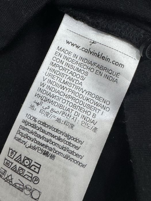 Мъжка тениска с яка CALVIN KLEIN . Размер S
