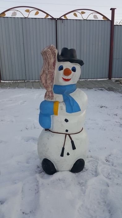 Снеговик из гипса