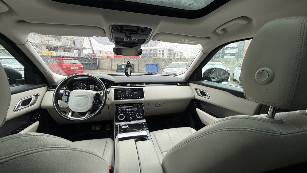 Range rover velar