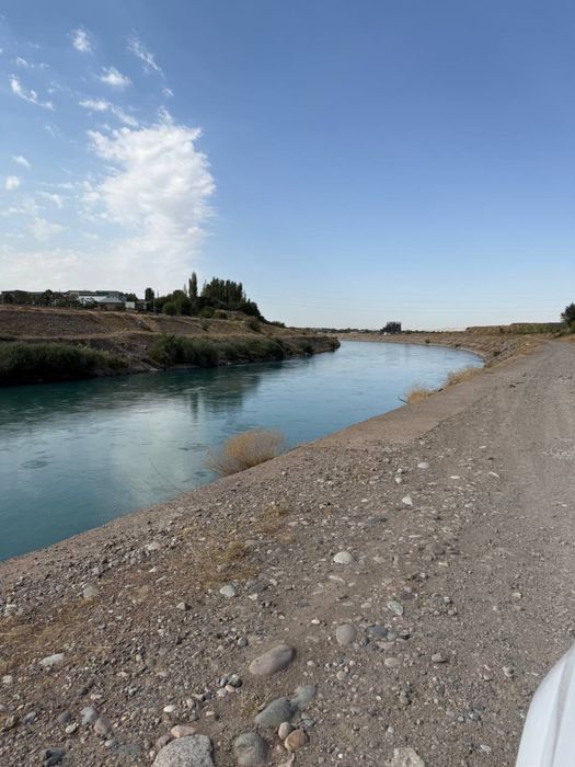 Продается земля , 4 и 6 соток. 2 участка