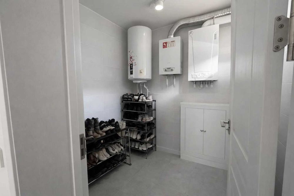 Продается участок 5,5 соток на Мирабадском районе.