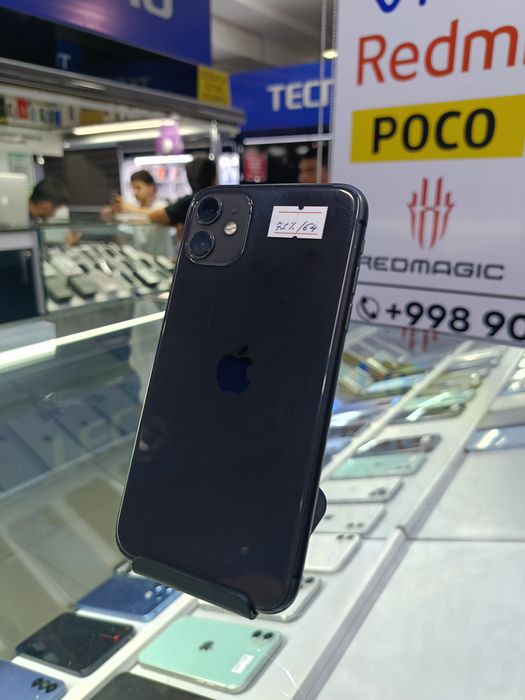 iPhone 11  64/74%