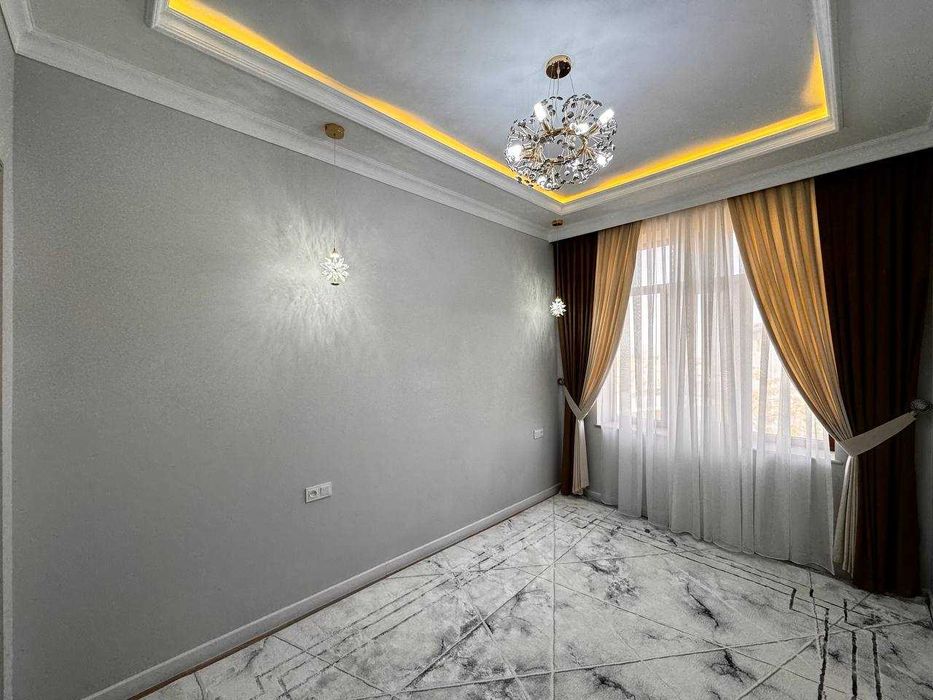 3х комнатная квартира на 2 этаже 83кв/м, в Самарканде