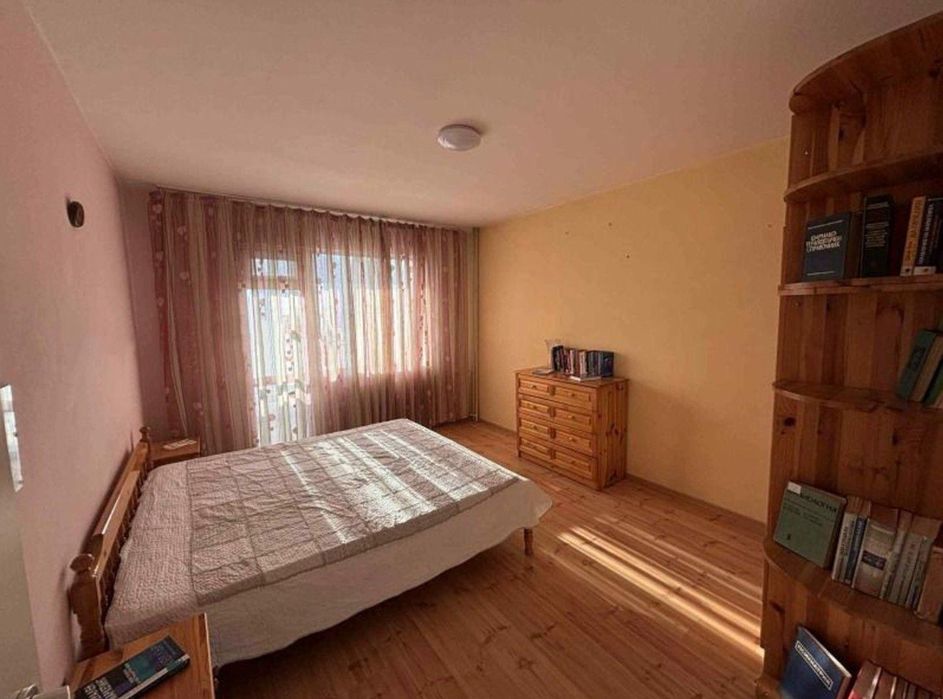 Дава се под наем Тристаен апартамент в София, Обеля 1 - 90 кв.м за 547.23 € - Снимка #2