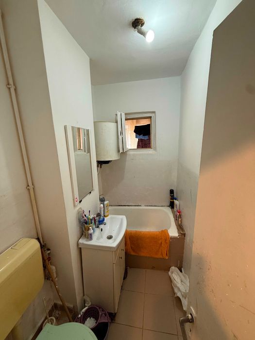 Garsonieră cu balcon, etaj 2, Govândari – ideală pentru investiție