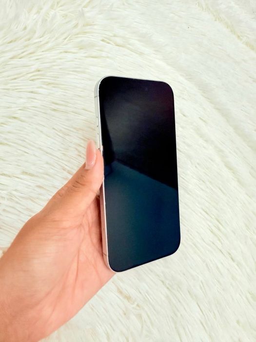 Продается Iphone 16 128gb в отличном состоянии