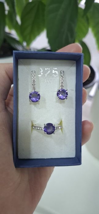 Продам серебрянный набор