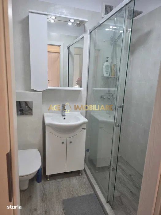 3 Camere de inchiriat | Titan | Metrou | Centrala