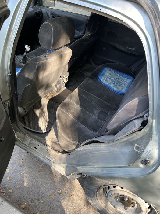 Машина ниссан сани