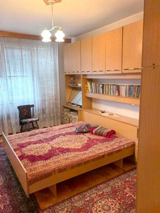 ул. Самуил тристаен -117кв.м. обзаведен с таван и маза