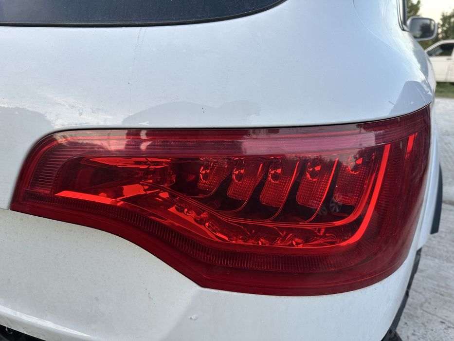 Stopur/triple stanga dreapta audi q7 4L facelift 2012
