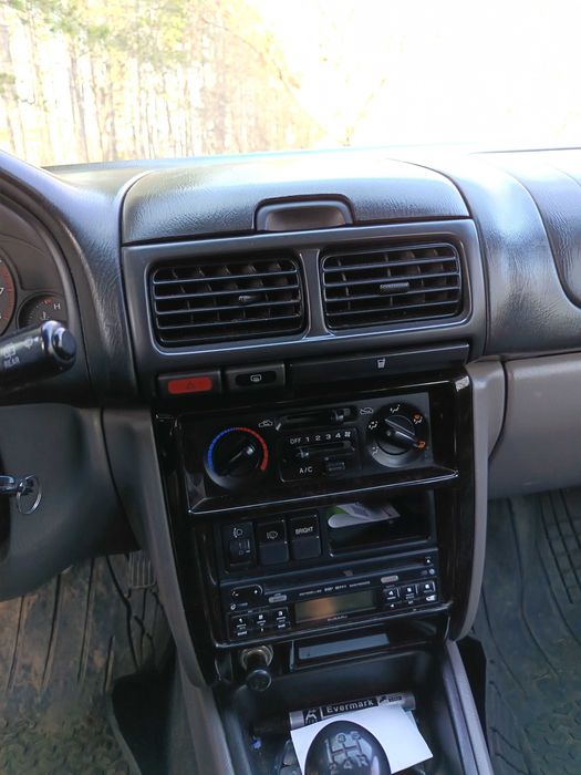 Продавам Subaru Forester