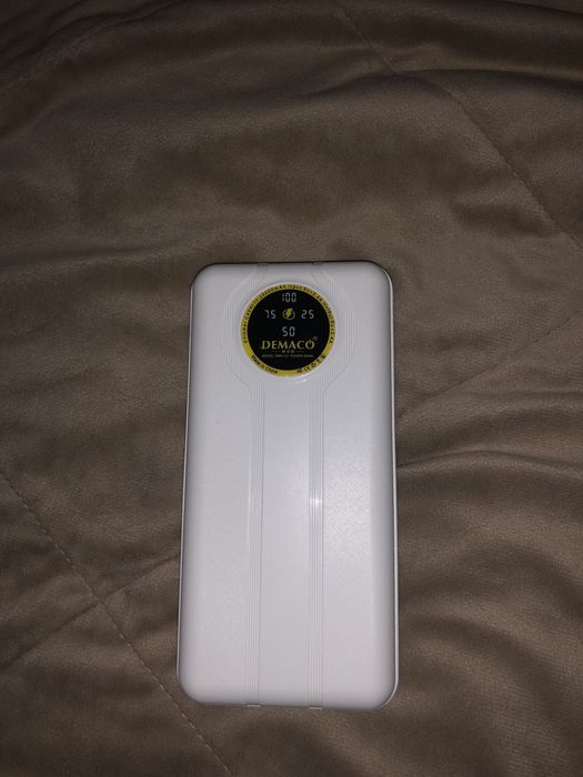 Повербанк новый