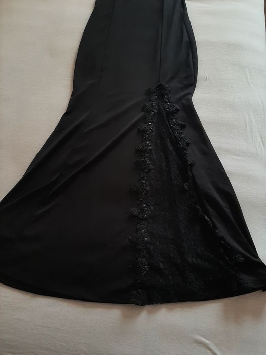 Черна официална рокля