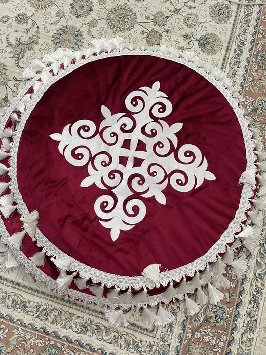 Сырға салуға арналған 2 көрпеше