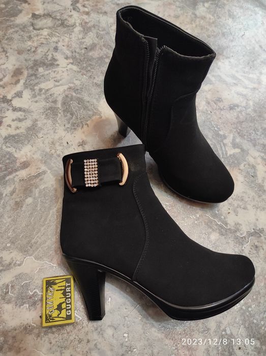 АКЦИЯ. Ботильоны новые 37 размер, замшевые