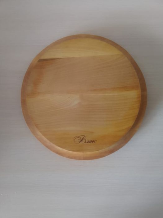 Блюдо деревянное 23 см