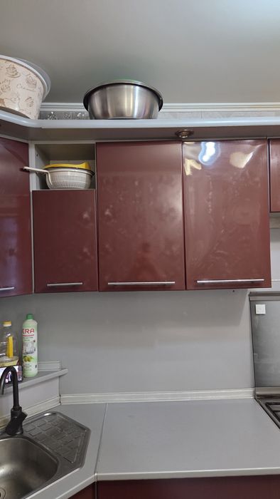 Продам кухонный гарнитур б/у