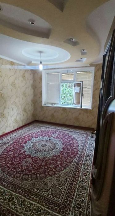 Сдаётся квартира в Яккасарой, район Шота Руставели. Без маклера.