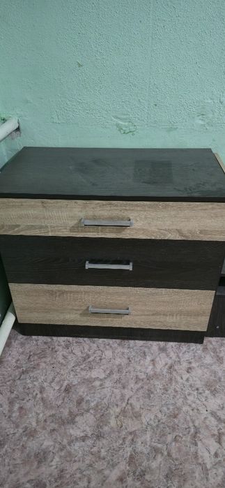 Продам спальный гарнитур