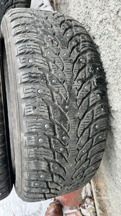 Продам резину 255/55/19