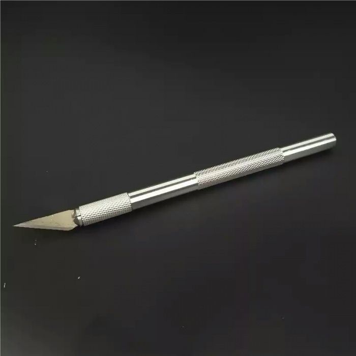 Скальпель удобный