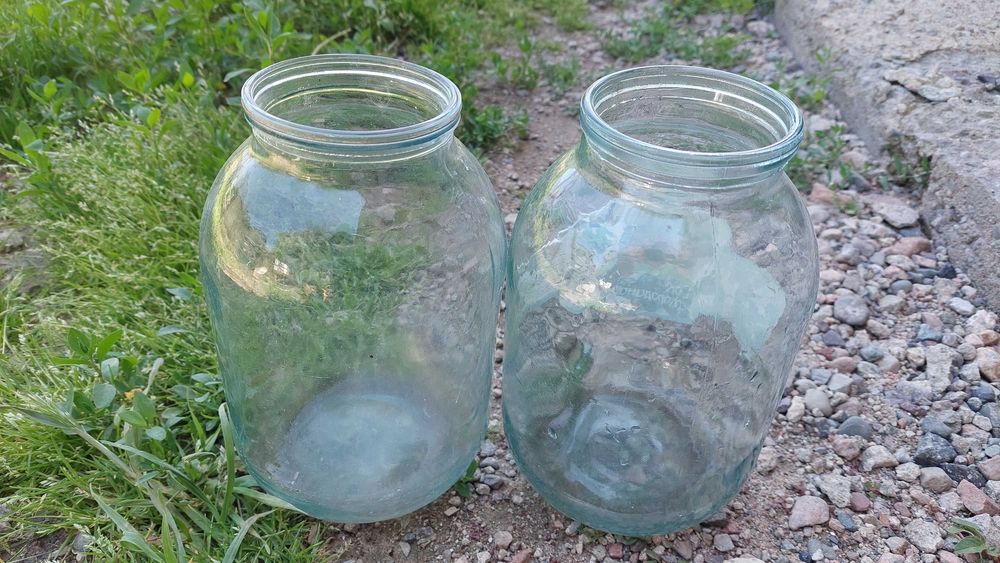Продаю 2х и 3х литровые банки