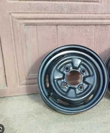 Дамас диска  бир дона ҳолати идеал R12 размерда 1 та