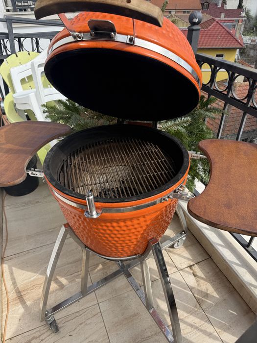 Продавам Барбекю на дървени въглищаTarrington House