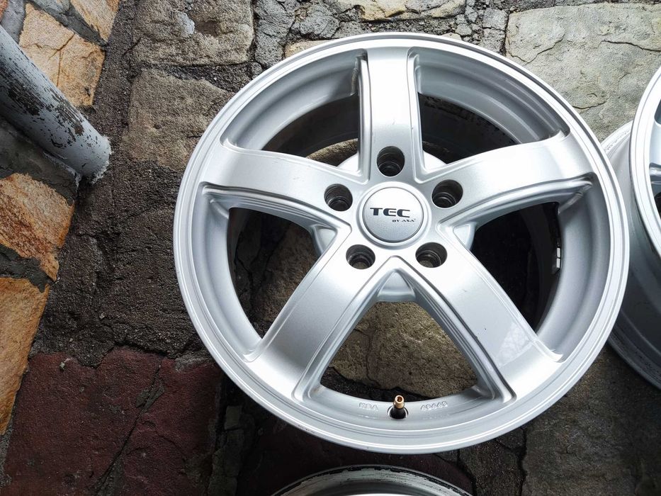 16 цола 5x114,3 лети лети джанти 5х114,3 TEC за Mazda Kia Hyundai