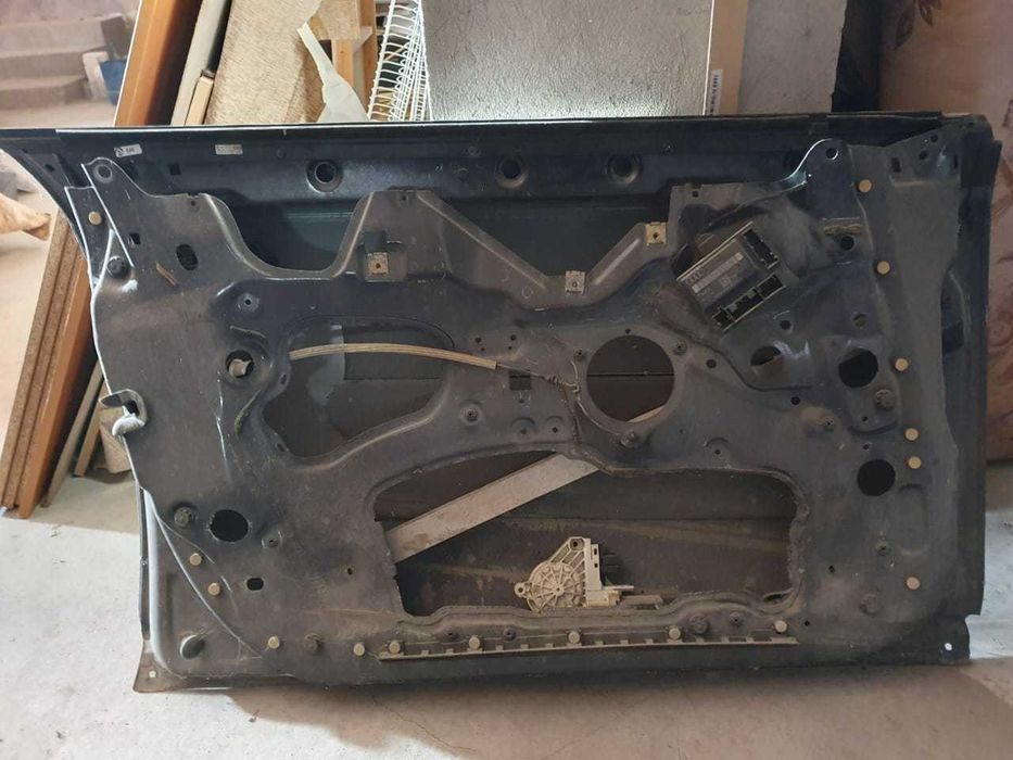 Дверь передняя левая, Б/у, Audi A6, уступлю