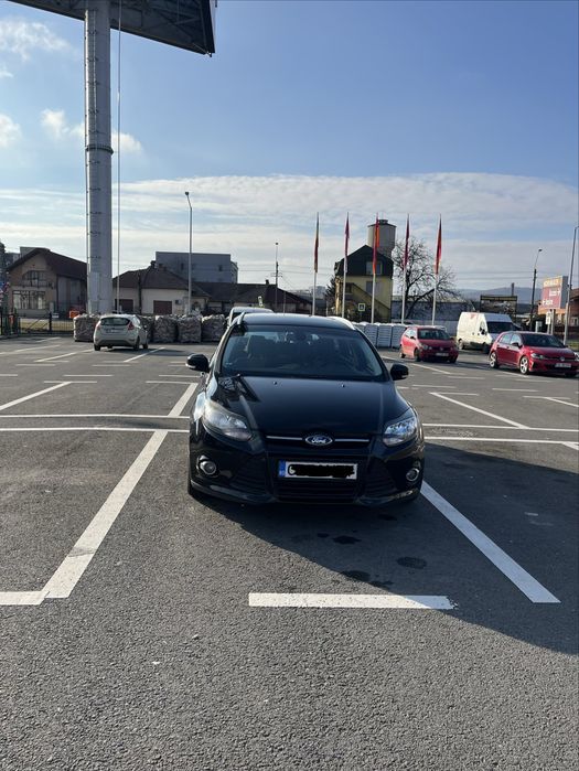 VÂND FORD FOCUS URGENT pret promotional