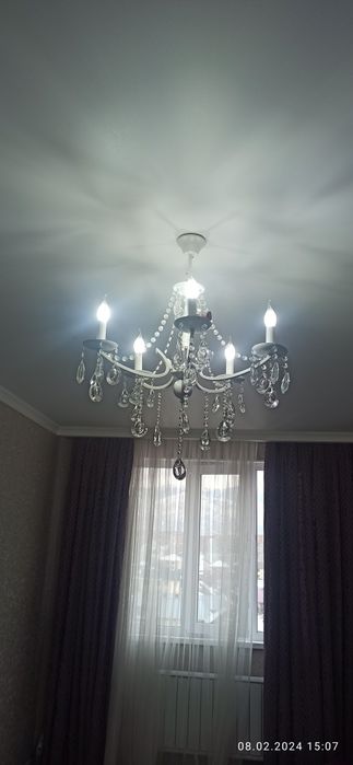 Продам люстры. Самовывоз.
