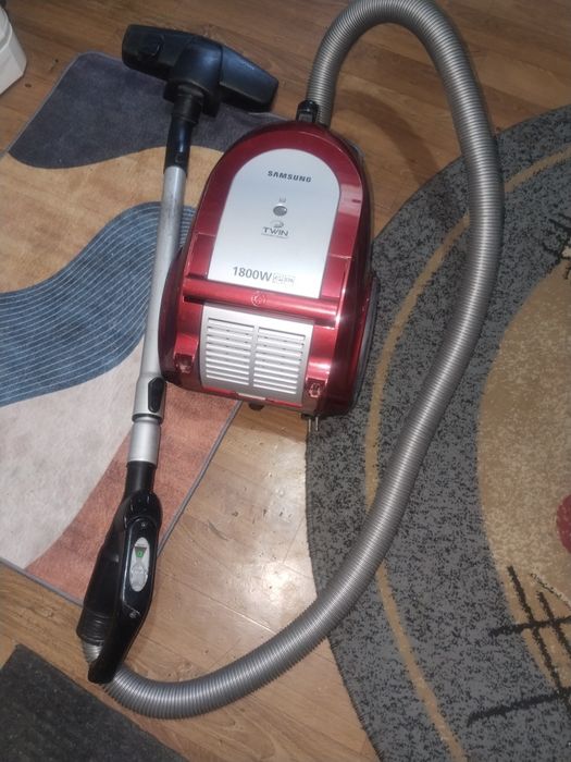 Продам пылесос в рабочем состоянии