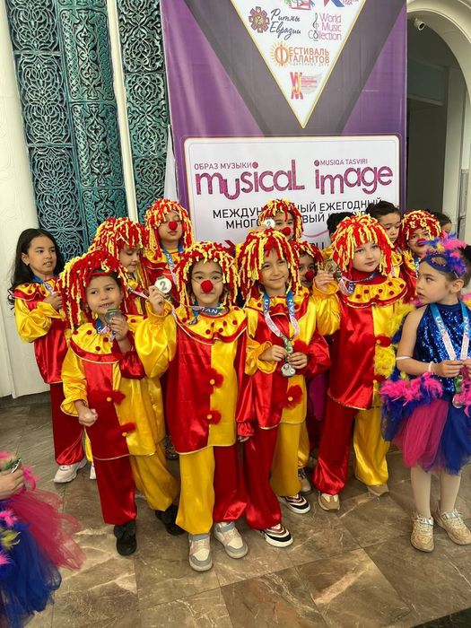 Ракс костюми кизлар учун