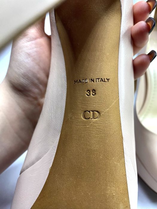 Туфли на каблуке