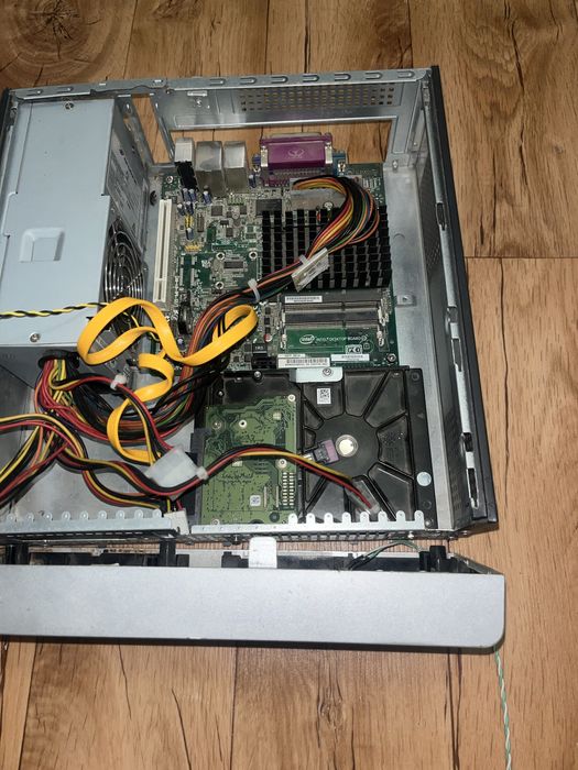 Продам два пк вроде рабочие за 5 к