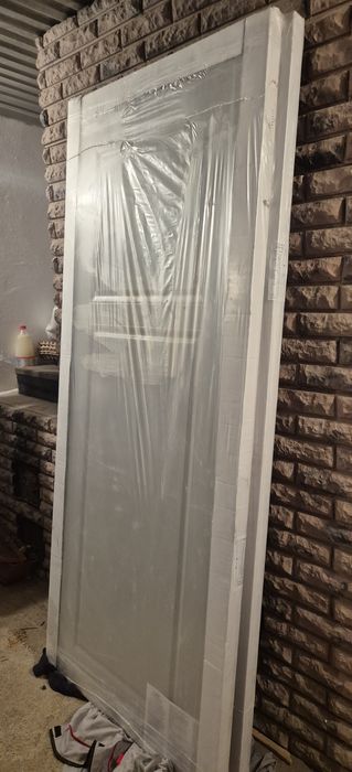 Продам межкомнатные двери