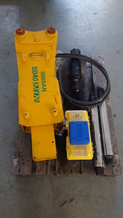 Picon hidraulic nou 280 kg pt utilaj 5 - 8 T