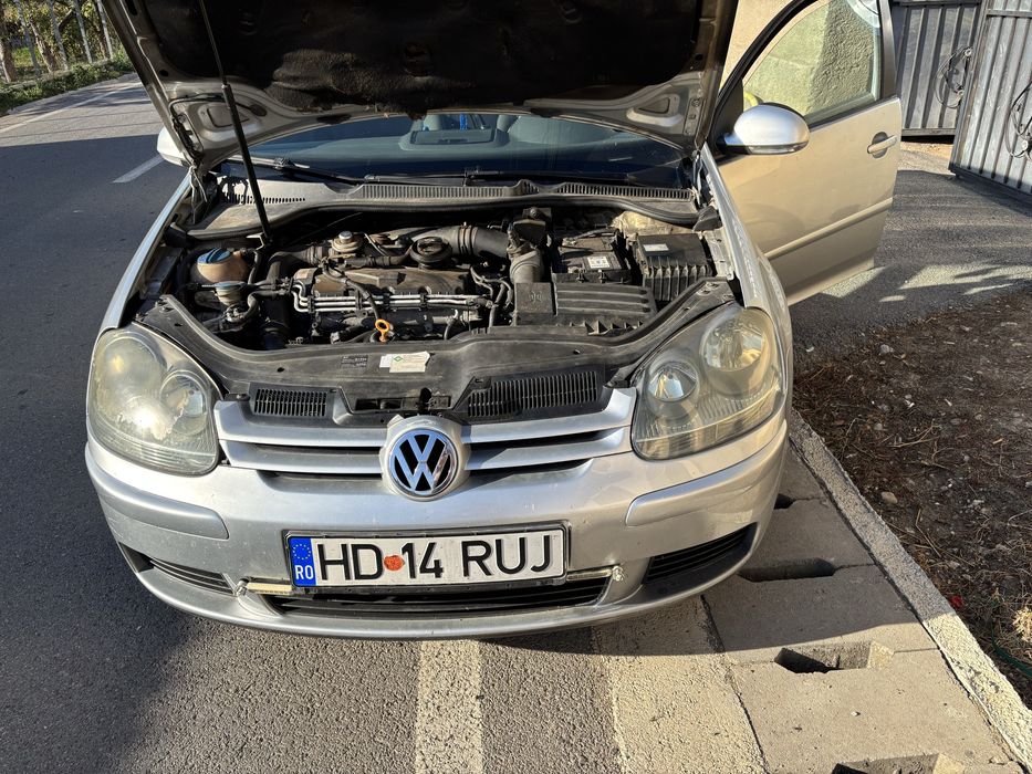 De vanzare golf 5