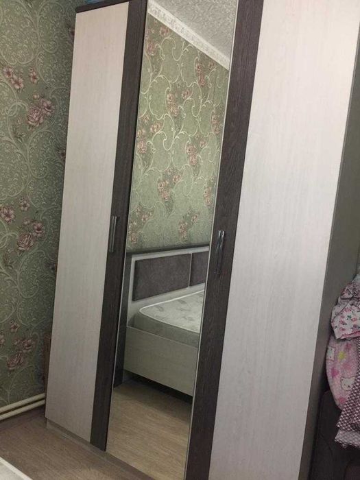 Продам спальный гарнитур