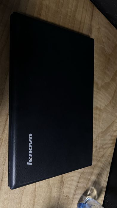 Lenovo ноутбук в продаже