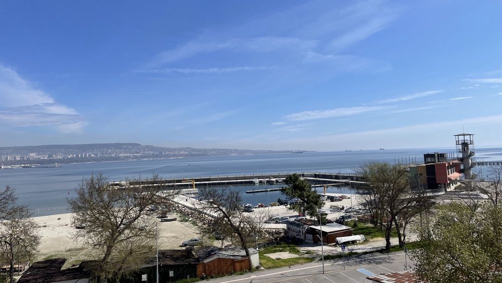 Дава се под наем Двустаен апартамент в Варна, м-т Зеленика - 60 кв.м за 700 € - Снимка #11