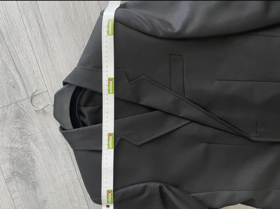 Costum negru de barbati