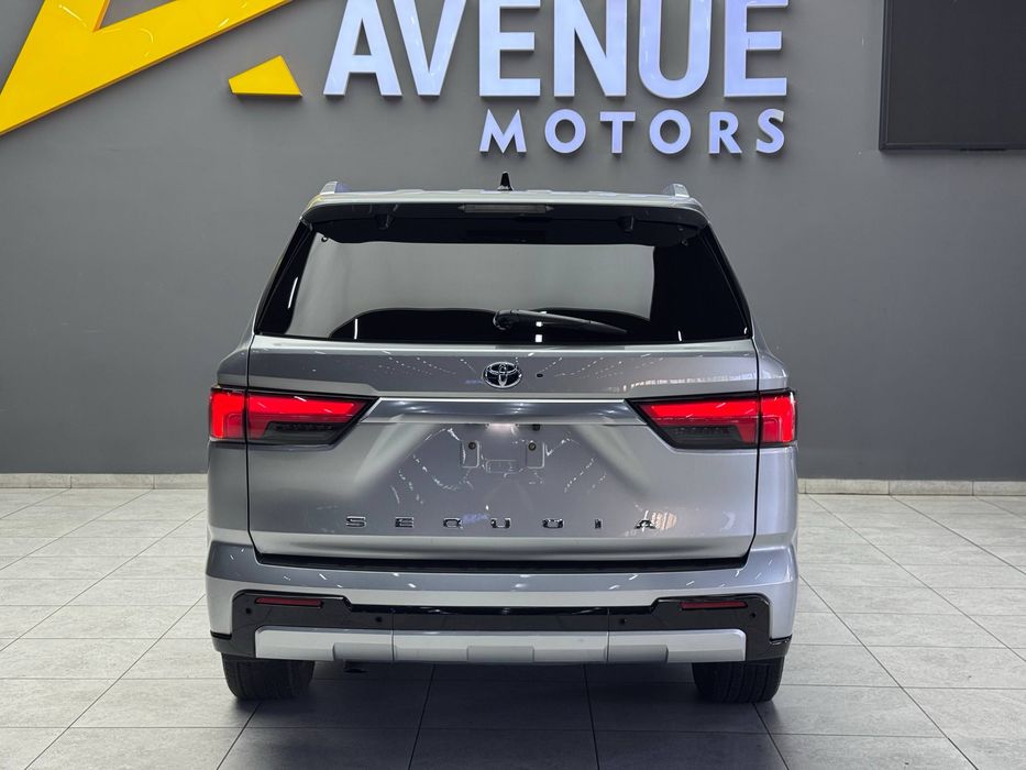 Продается Toyota Sequoia