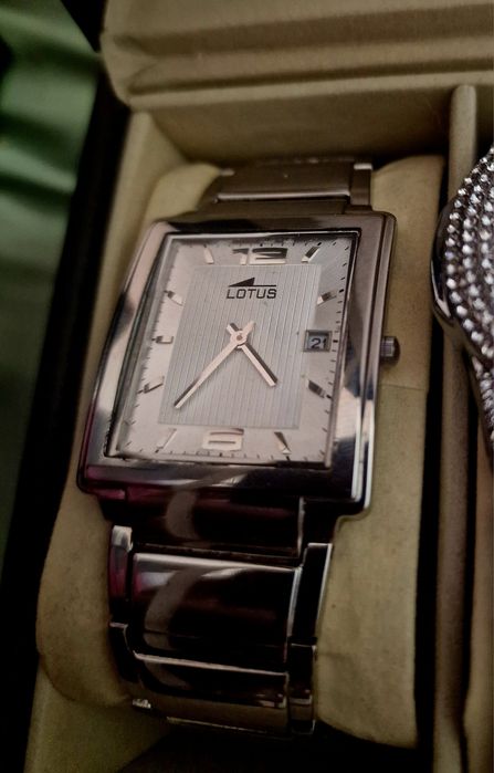 Часовници различни модели